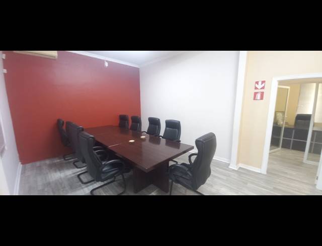 100M² OFFICE TO LET IN WINDERMERE